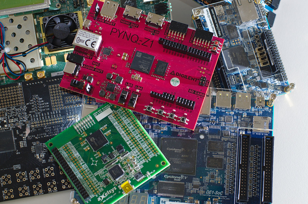 FPGA Entwicklungsplatinen verschiedener Hersteller